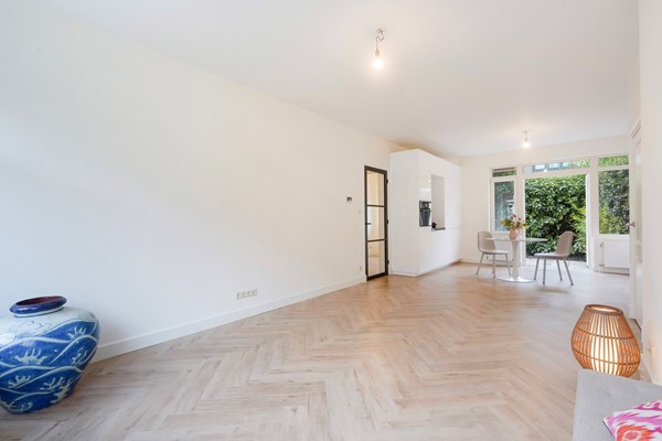 Medium property photo - Van den Berghstraat 65, 2522 ZN Den Haag